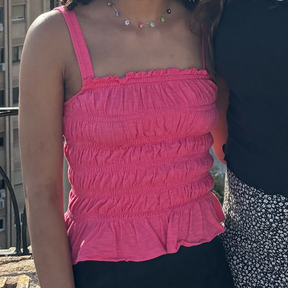 women’s bright pink tank top!